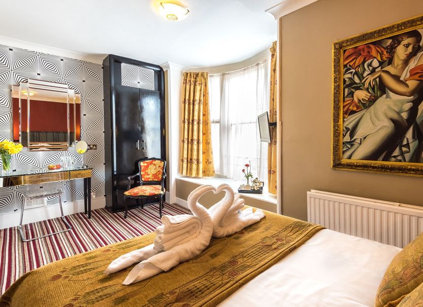 Bedroom Photo