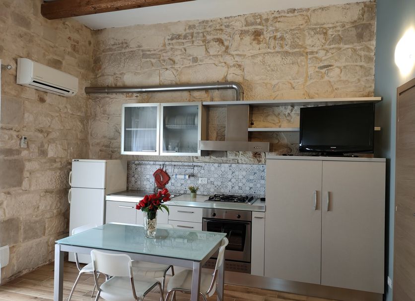 Kitchen Photo