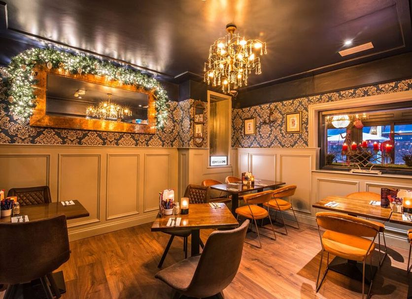 Restaurant Photo