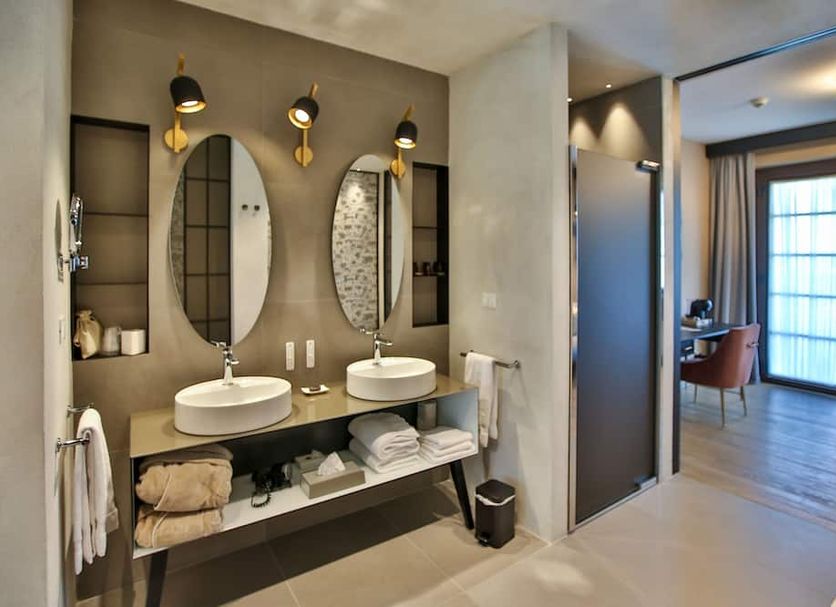 Bathroom Photo