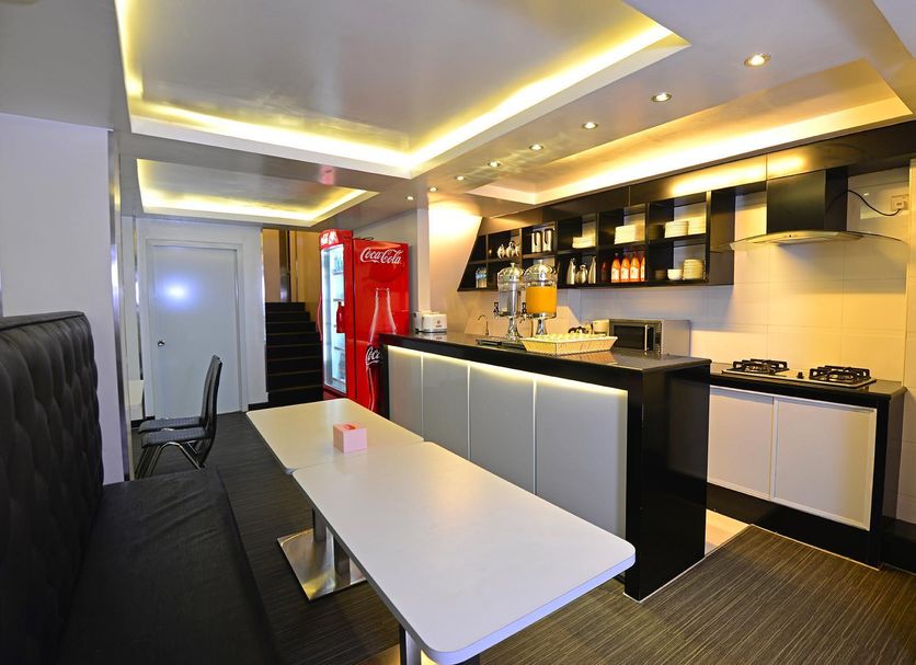 Kitchen Photo