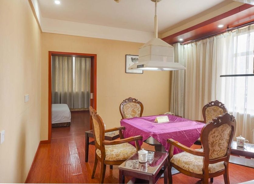 Dining room Photo