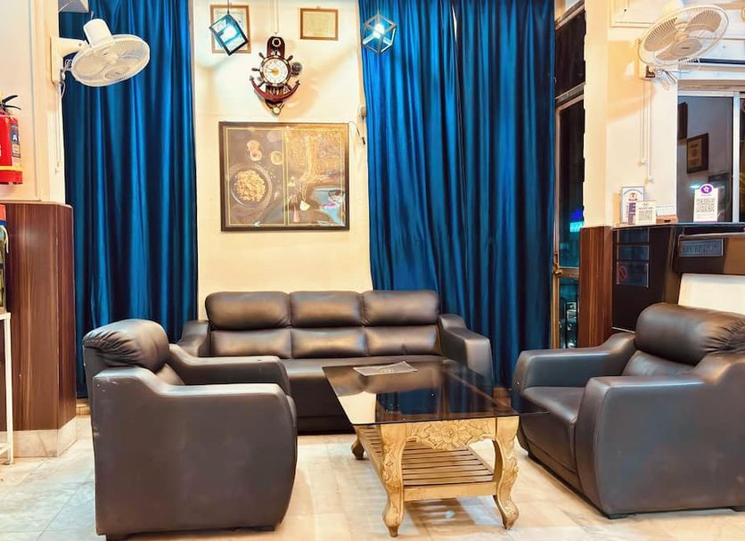 Lounge Photo