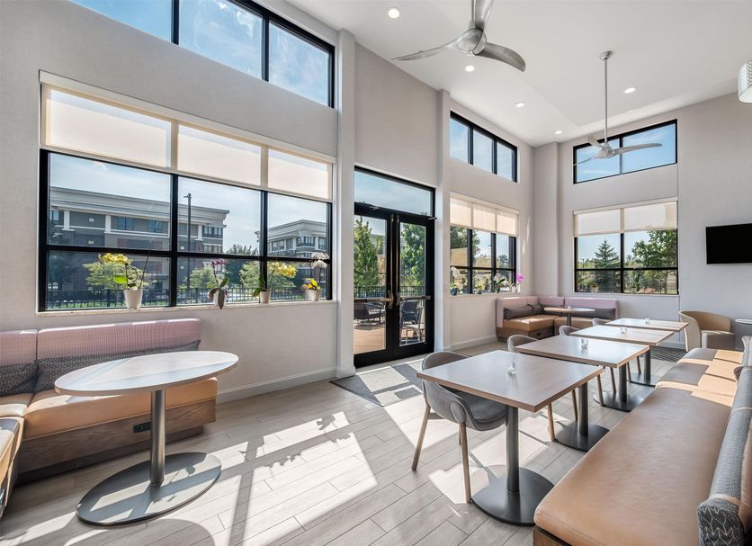 Dining room Photo