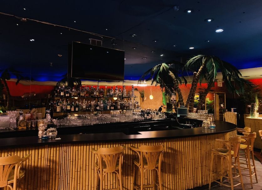 Bar Photo