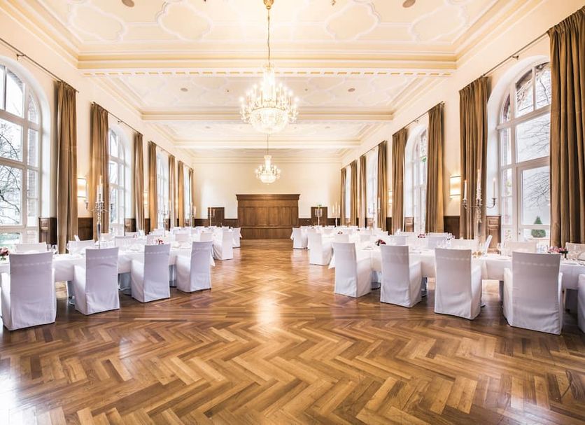 Banquet hall Photo