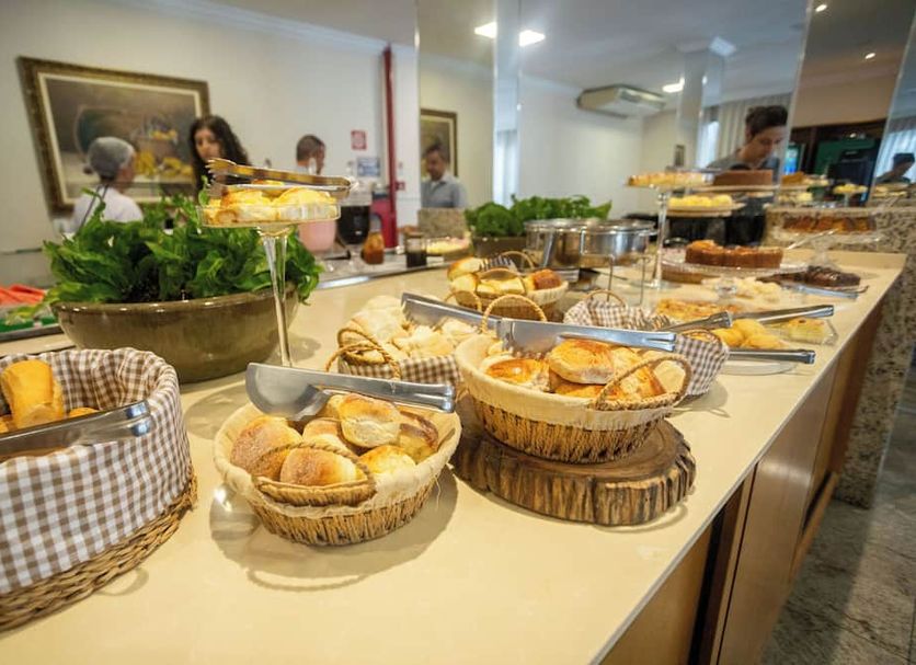 Buffet Photo
