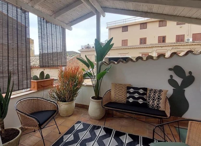 Balcony Photo