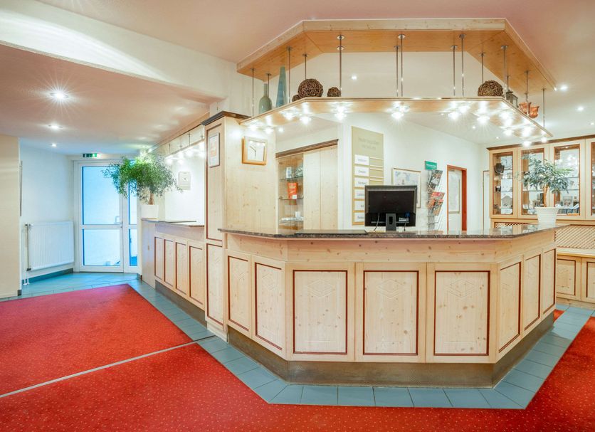 Front desk Photo