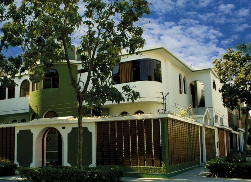 Building Photo
