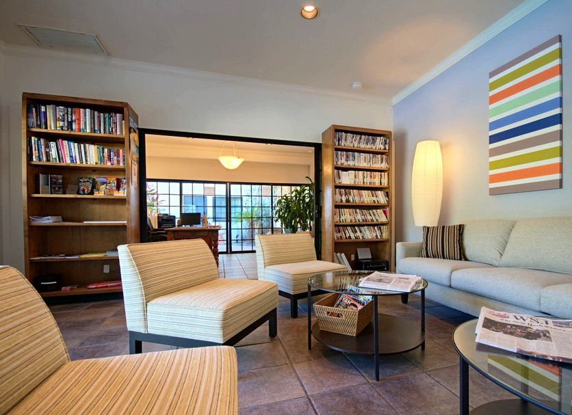 Lounge Photo