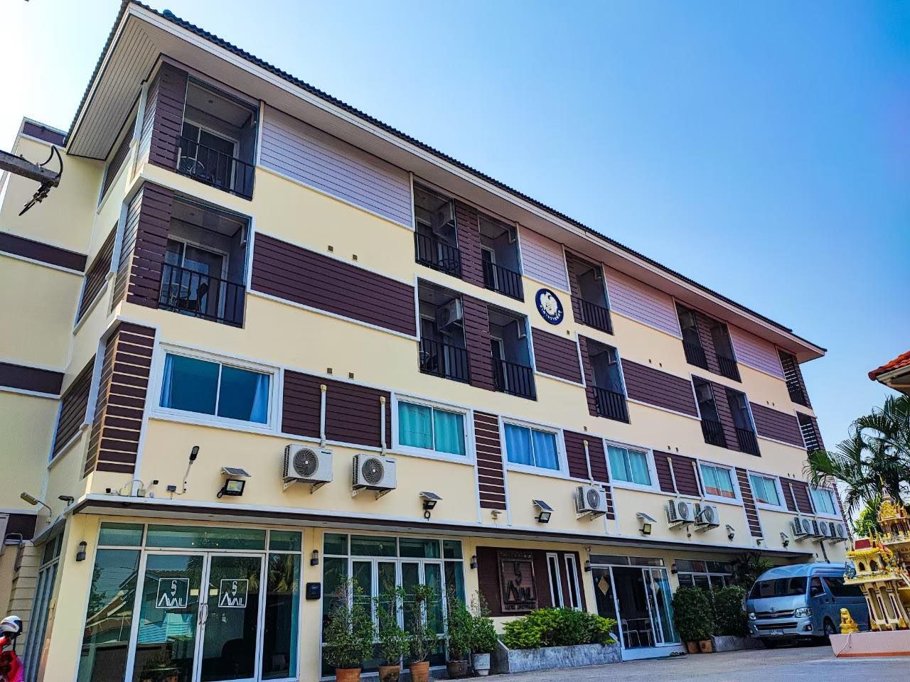 Building Photo