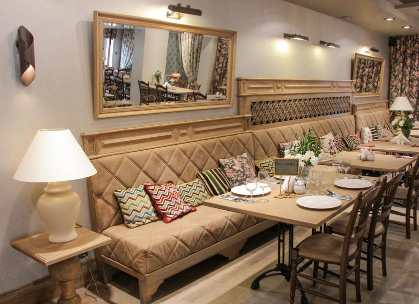Restaurant Photo