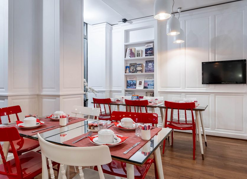 Dining room Photo