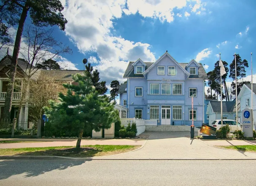 Building Photo