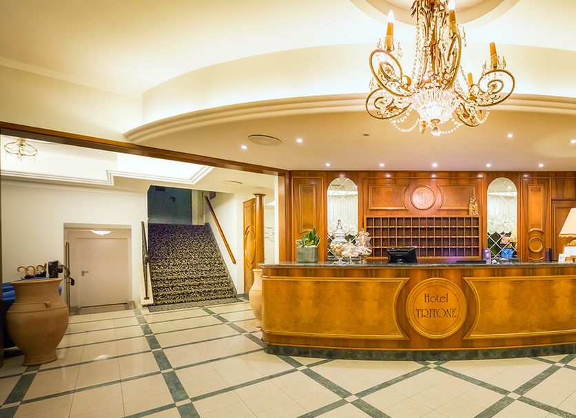 Front desk Photo