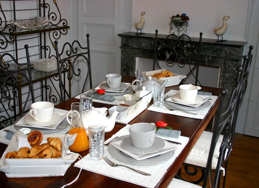 Dining room Photo