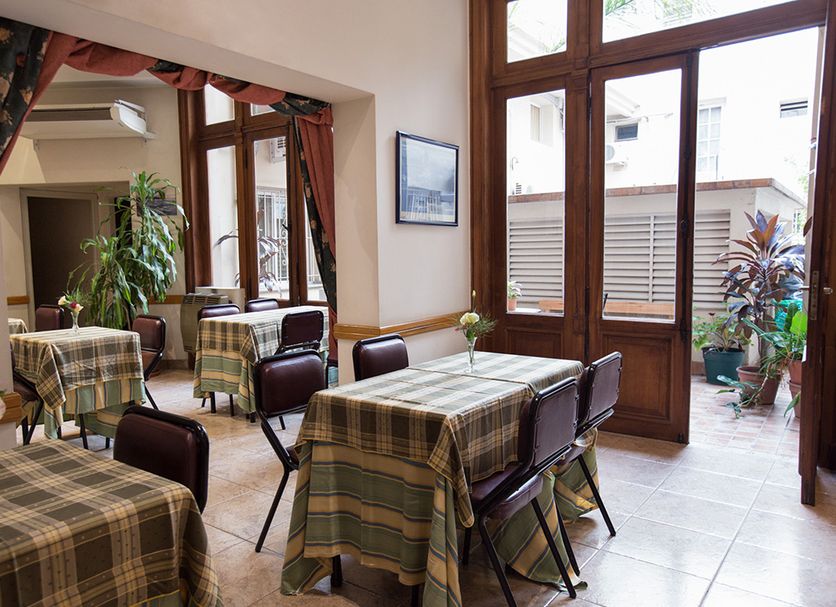 Dining room Photo